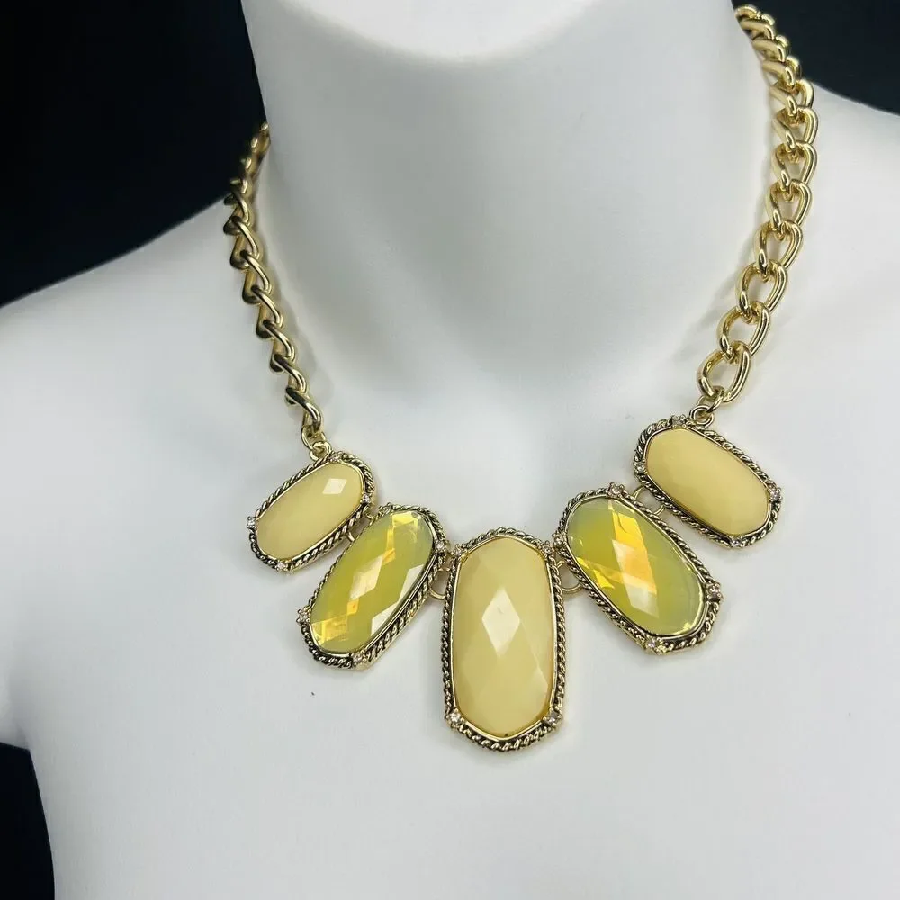 Baskin Brothers BB Mint Green￼ Yellow Tone Cabochon Necklace Bib Statement